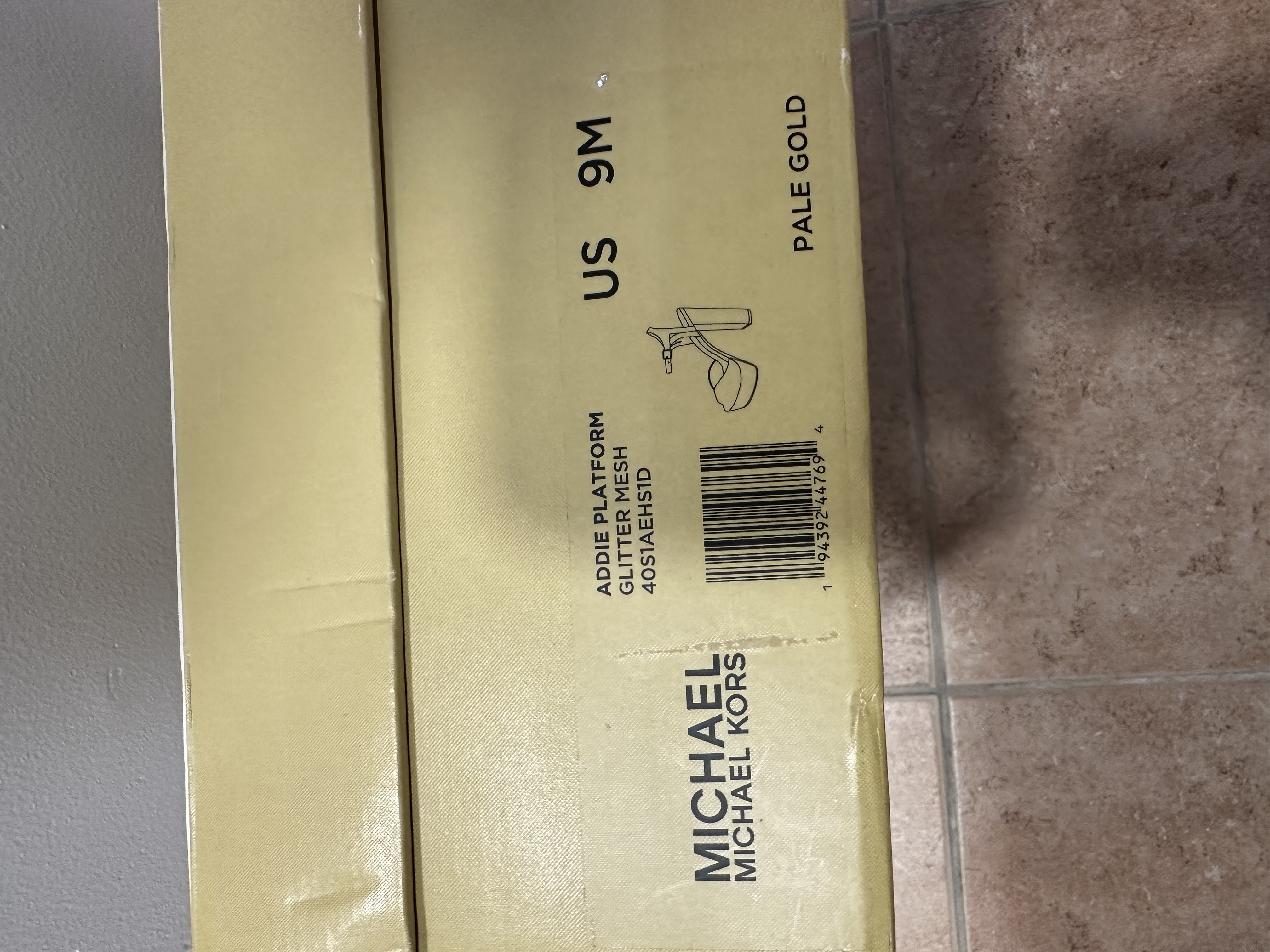 Michael Kors Gold Platform shoe