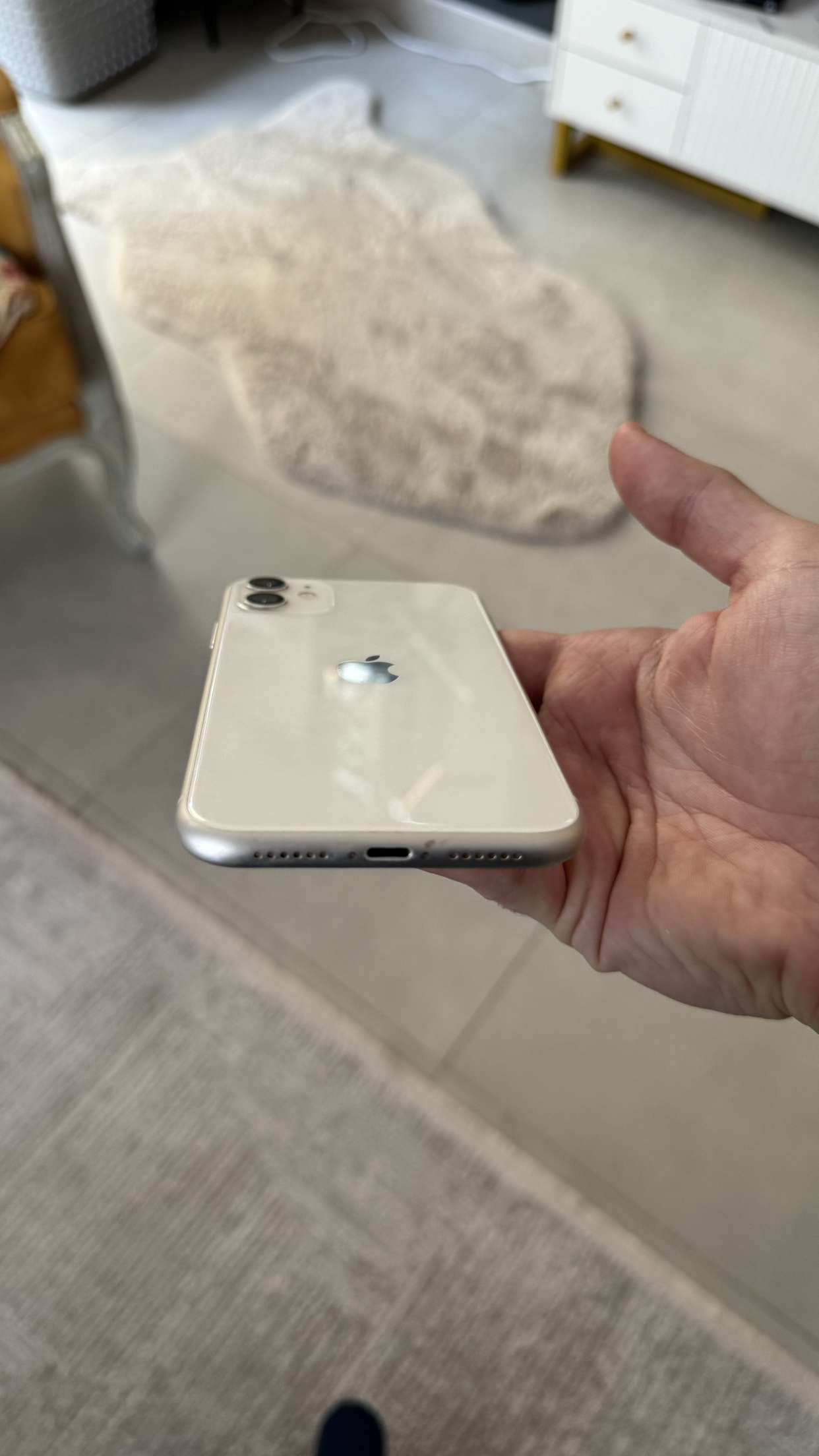iPhone 11 White 64GB