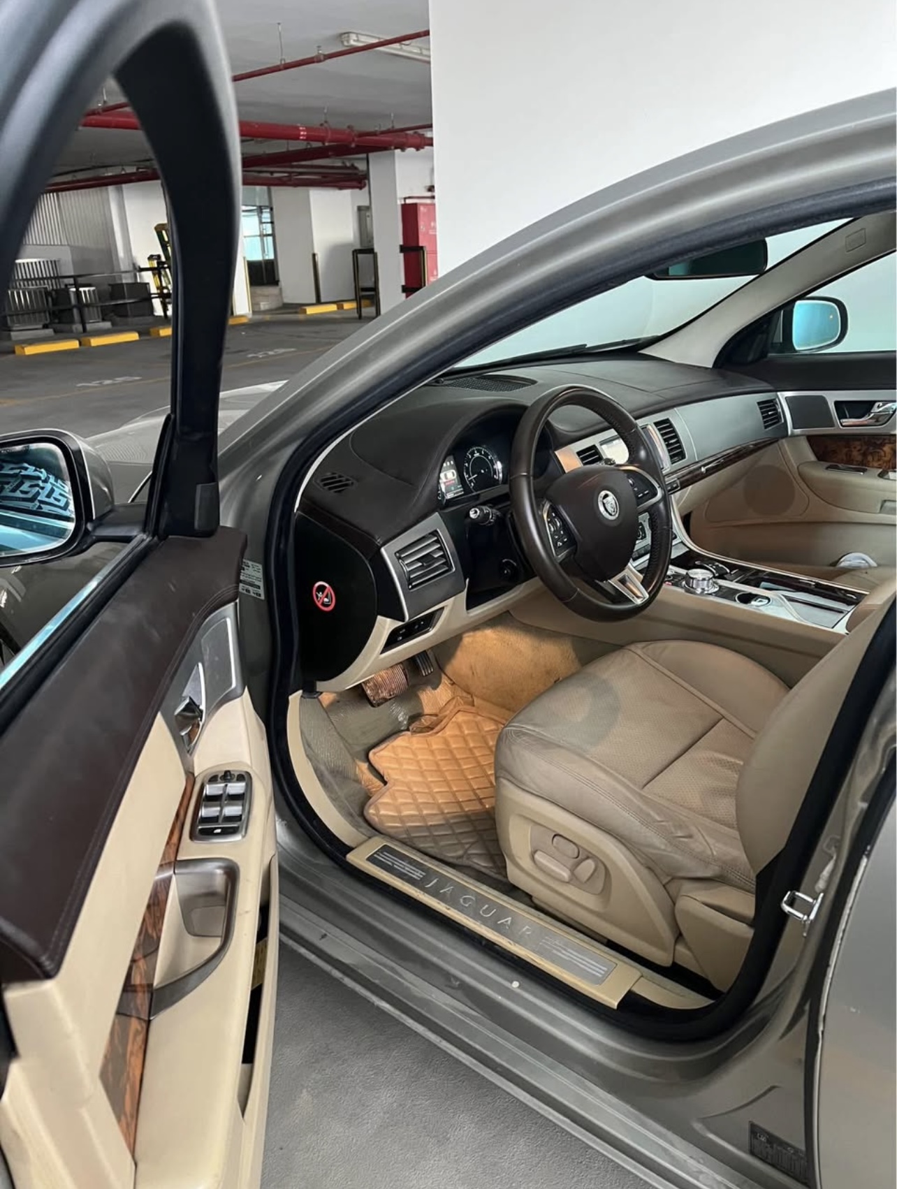 Jaguar XF 2012 V6 Full Option GCC Specs