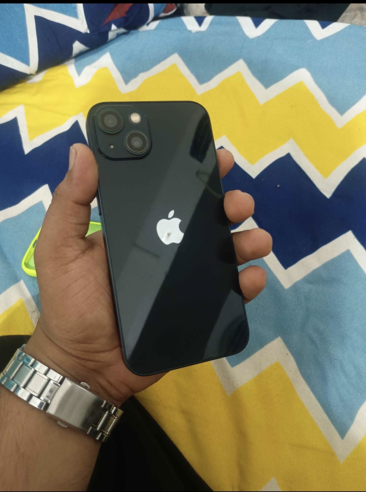 iphone 13 128gb image 2
